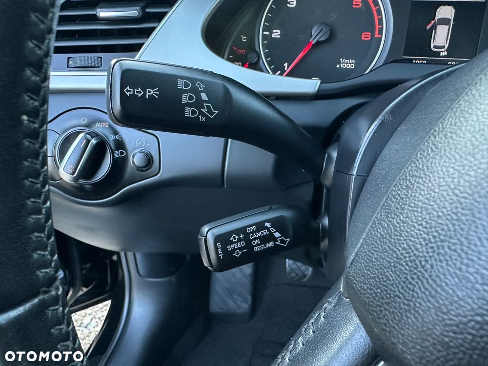 Audi A4 Avant 2.0 TDI ultra DPF Attraction - 28