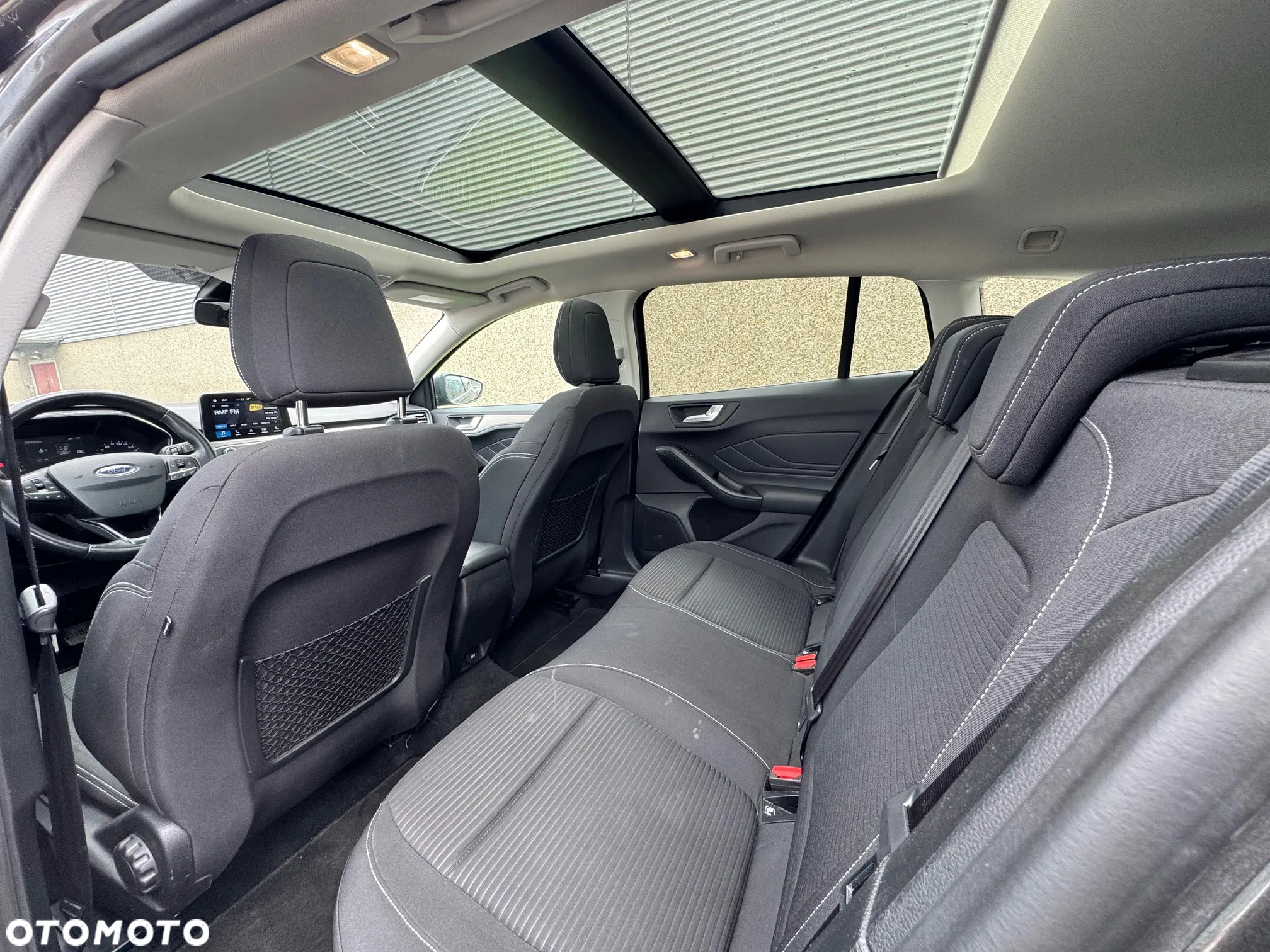 Ford Focus 1.5 EcoBlue Start-Stopp-System TITANIUM DESIGN - 8