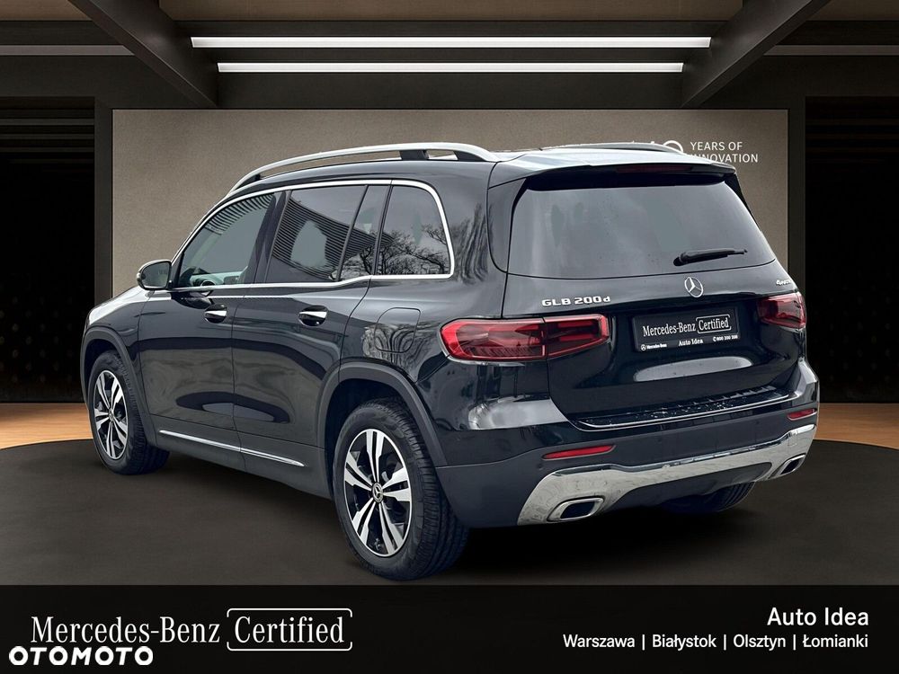 Mercedes-Benz GLB - 4