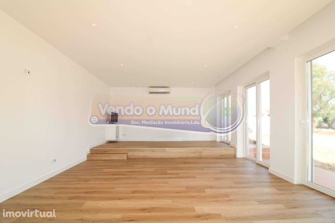 Moradia T4+1 em Salvaterra de Magos (S530) - Grande imagem: 4/43