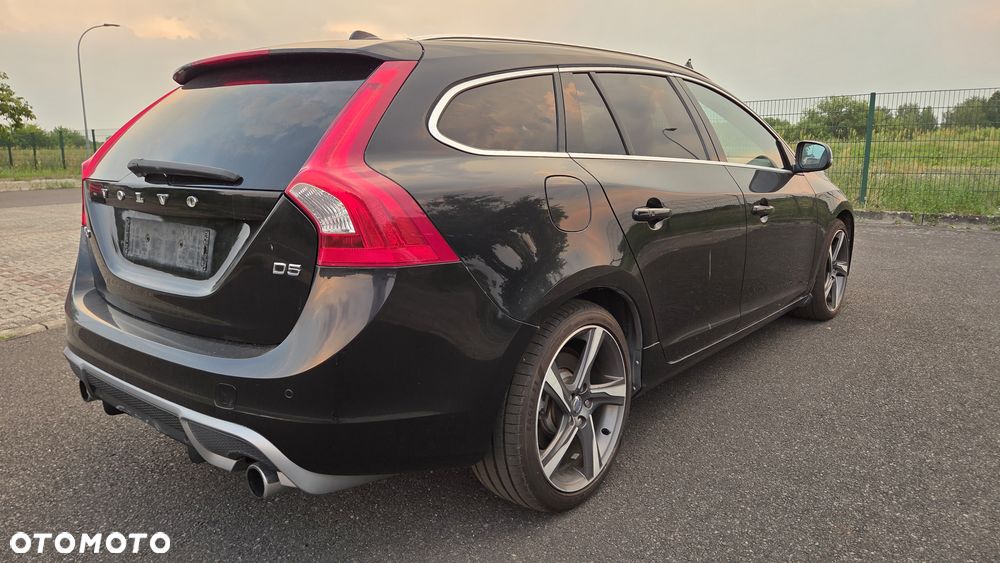 Volvo V60 D5 Geartronic RDesign - 3