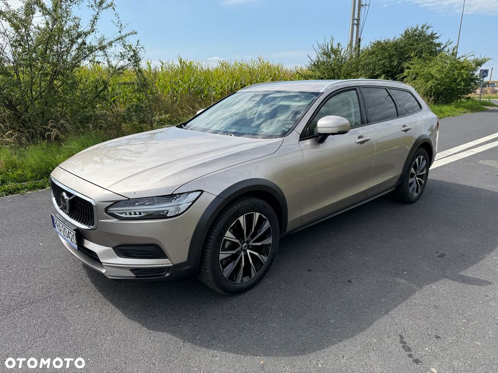 Volvo V90 Cross Country B5 B AWD Ultimate - 4