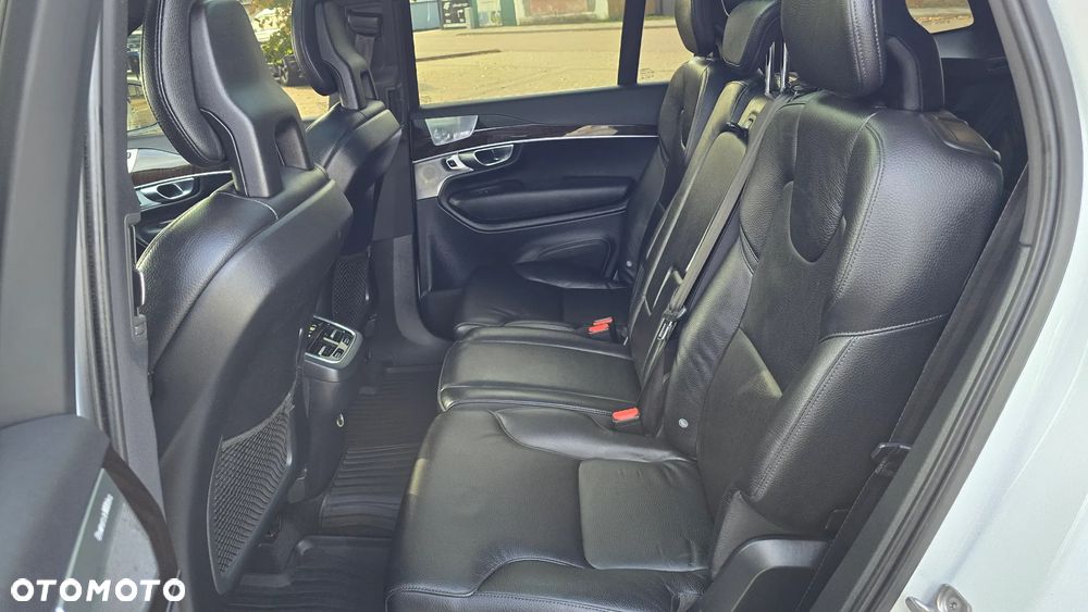 Volvo XC 90 T6 AWD Momentum 7os - 16