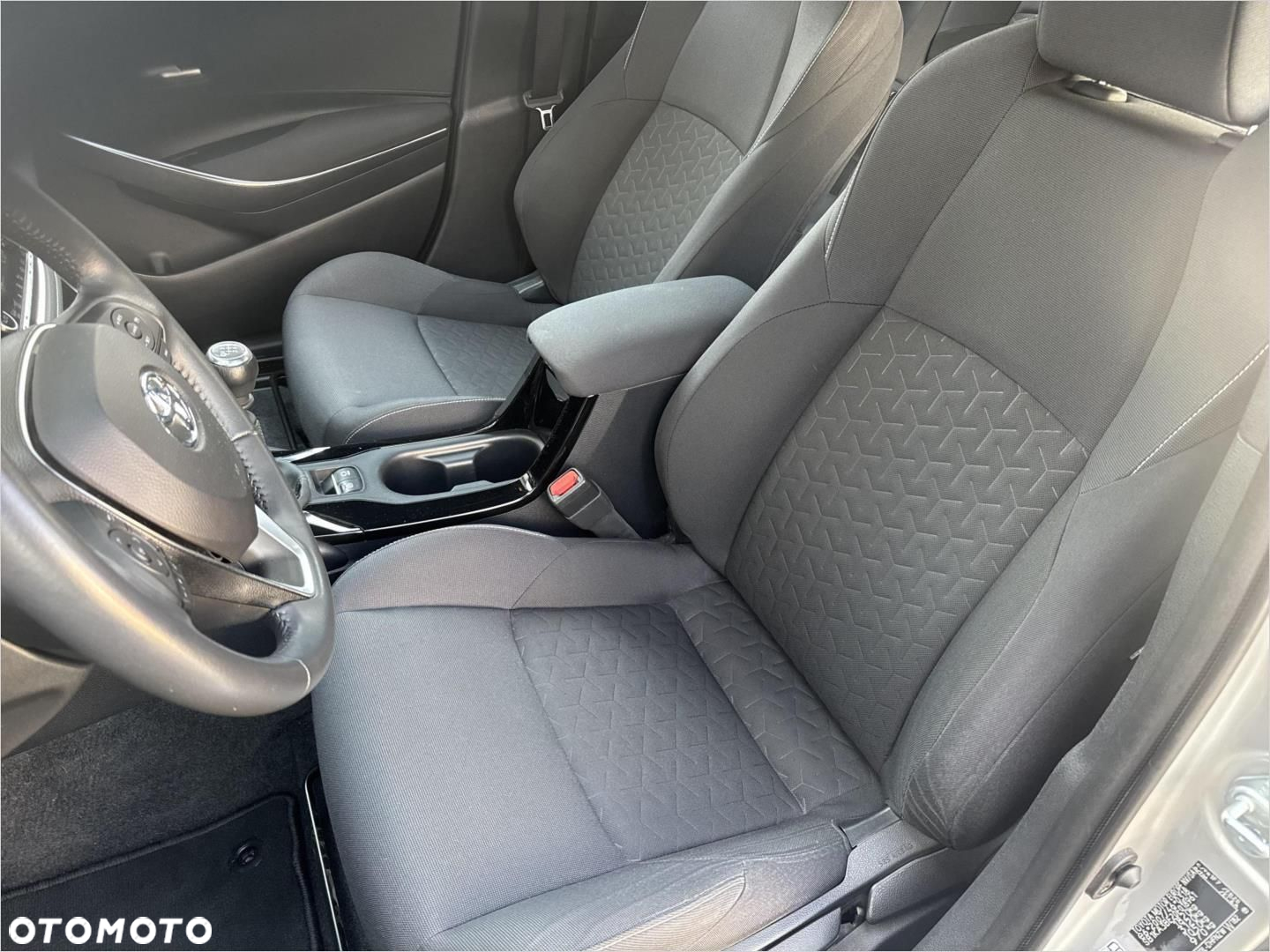 Toyota Corolla 1.2 T Comfort - 11
