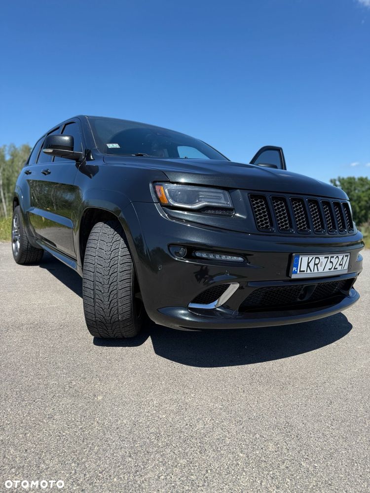 Jeep Grand Cherokee - 12