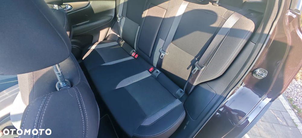Nissan Qashqai 1.5 dCi N-Connecta - 13
