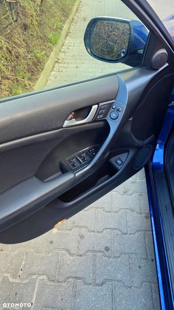 Honda Accord 2.2d Executive Nav - 8