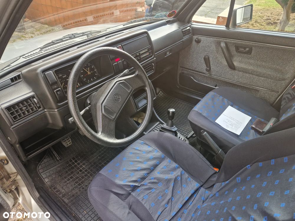 Volkswagen Golf - 19