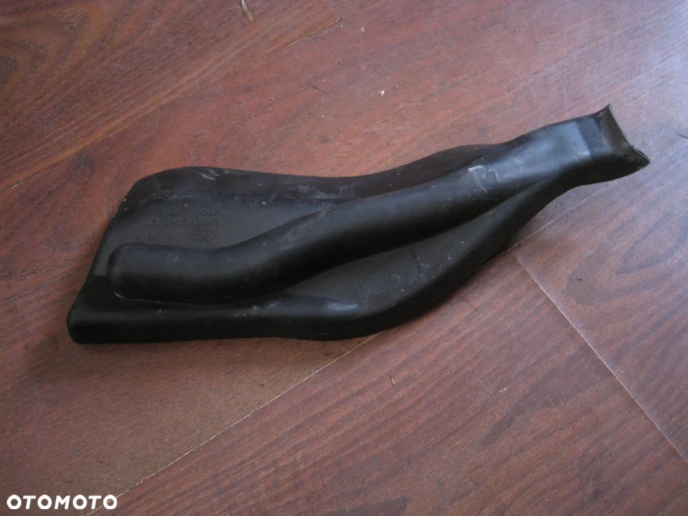 Odpływ wody podszybia prawy FORD TRANSIT BK31-V020K46 - 1