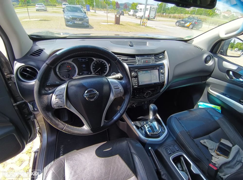Nissan Navara 2.3 dCi CD 4WD Tekna AT - 11