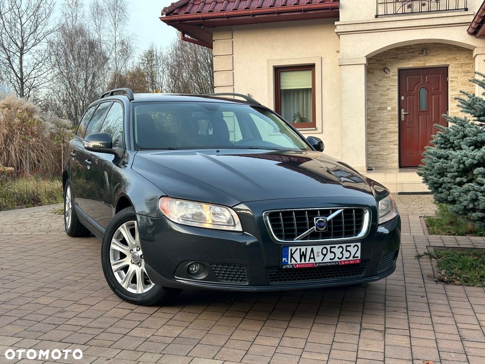 Volvo V70 2.0 Momentum - 4