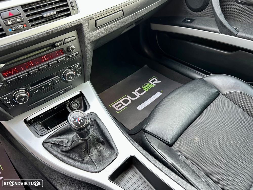 BMW 320 d Coupe - 22