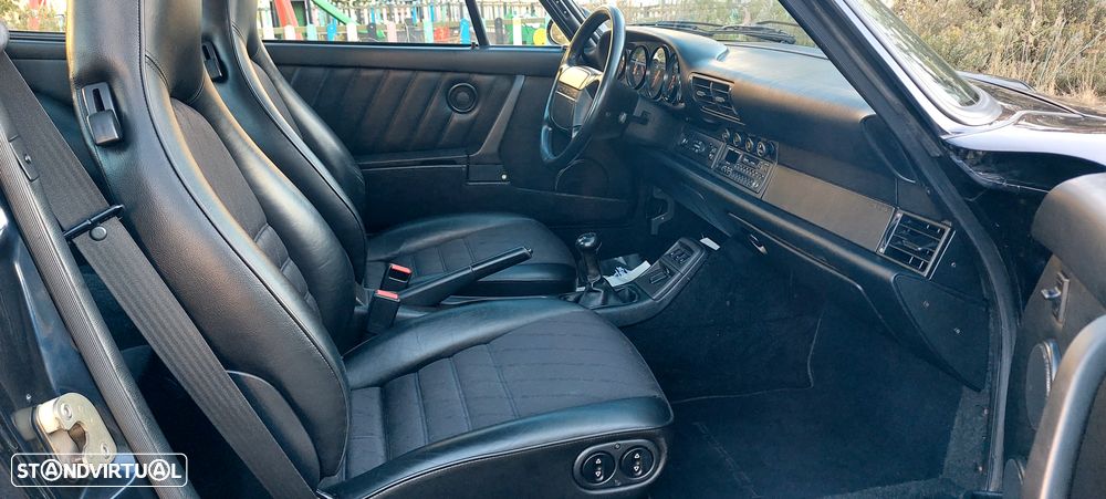 Porsche 911 (964) Coupé 3.6 Carrera 2 - 22