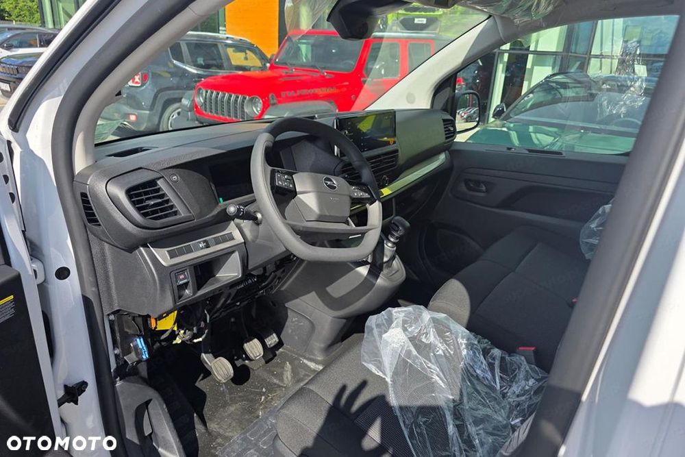 Opel Vivaro XL L2H1 2.2 150KM - 11