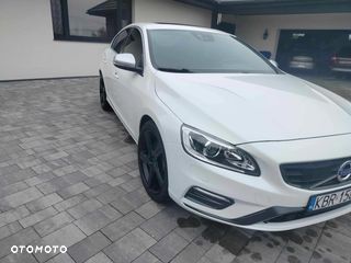 Volvo S60 T6 AWD R-Design