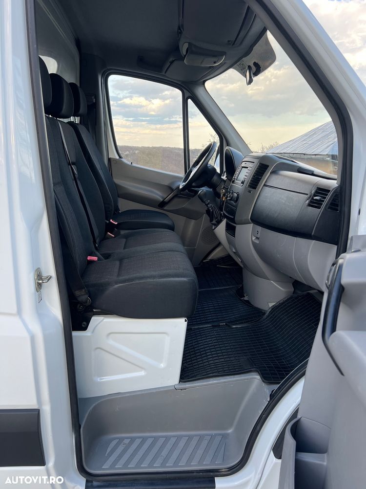 Mercedes-Benz Sprinter - 7