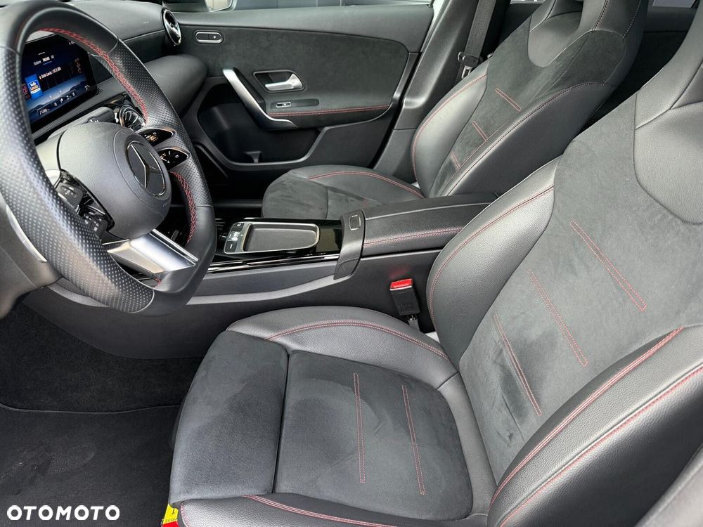 Mercedes-Benz Klasa A 250 e PHEV AMG Line 8G-DCT - 9