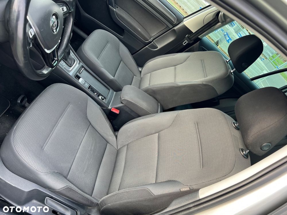 Volkswagen Golf Variant - 13