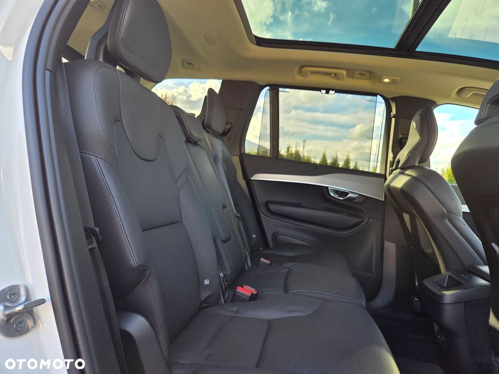 Volvo XC 90 - 24
