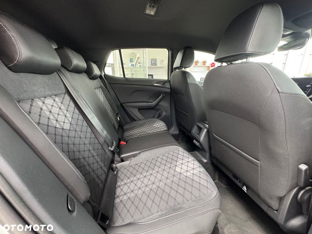 Volkswagen T-Cross - 18