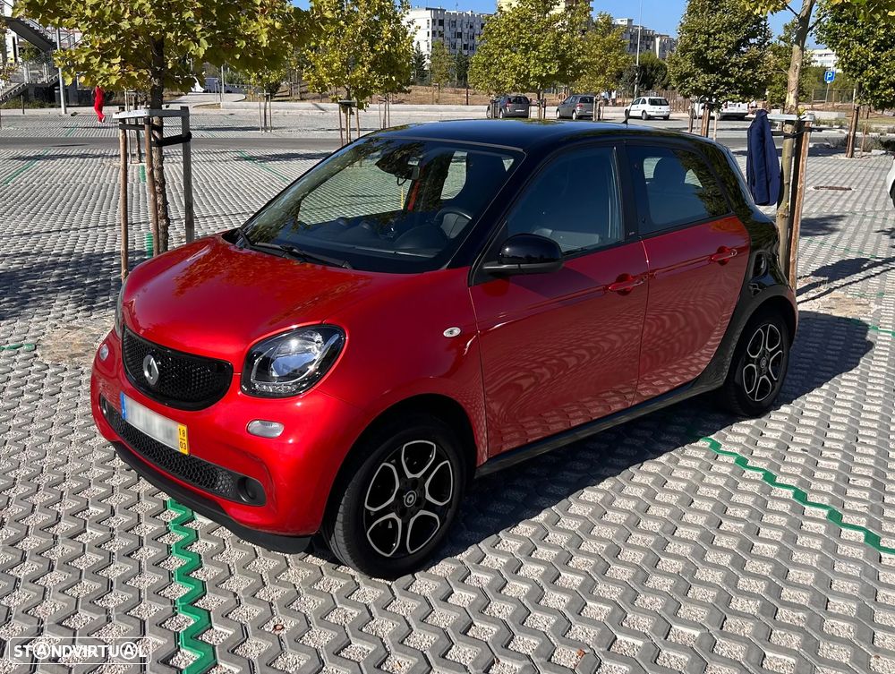 Usado Smart ForFour 2018 - 10 850 EUR, 61 500 km - Standvirtual.com