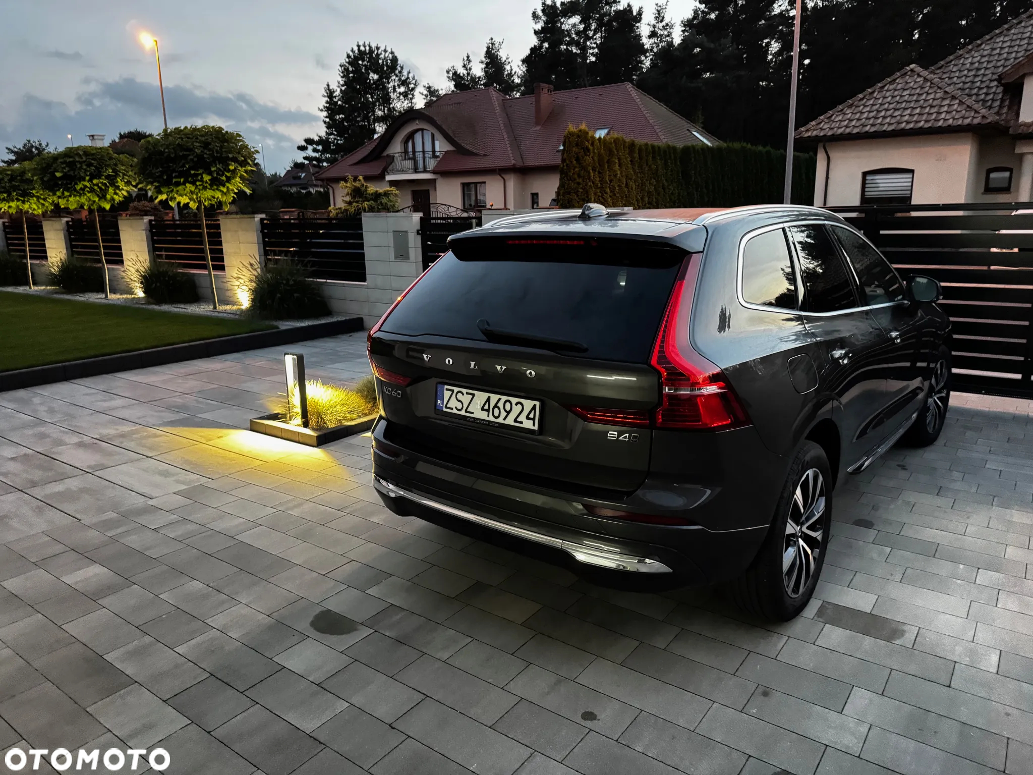 Volvo XC 60 - 4