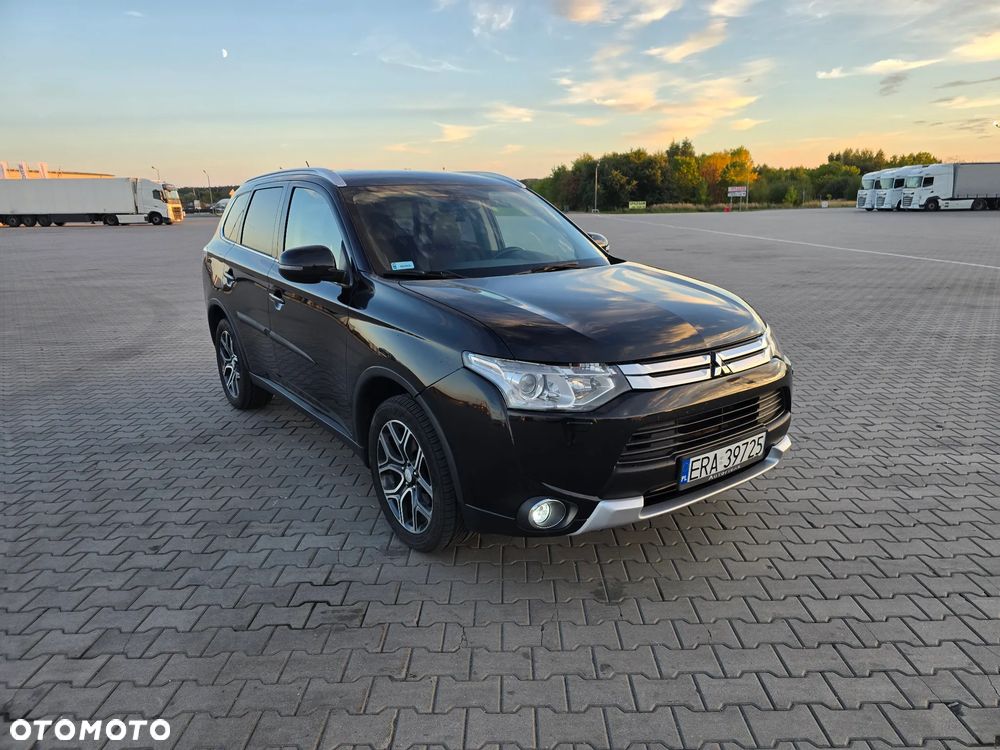 Mitsubishi Outlander 2.2 DID Intense + 4WD - 1