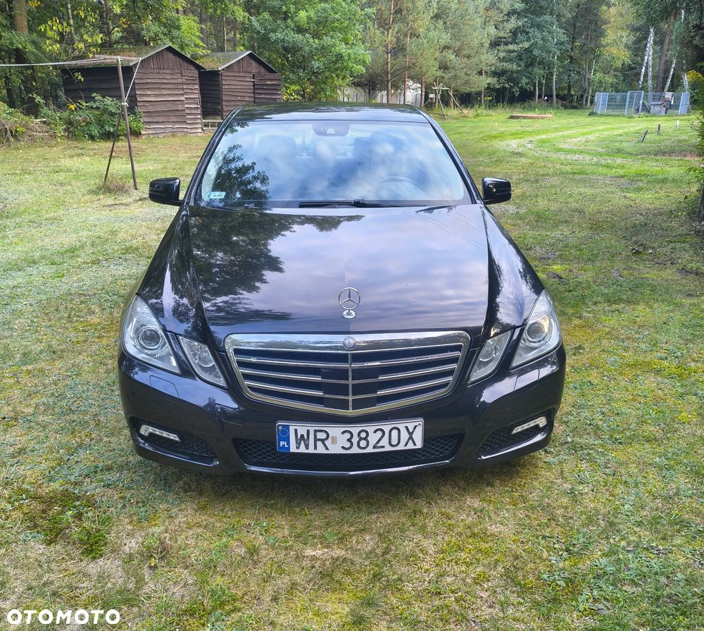 Mercedes-Benz Klasa E 350 CDI BlueEff Avantgarde - 3