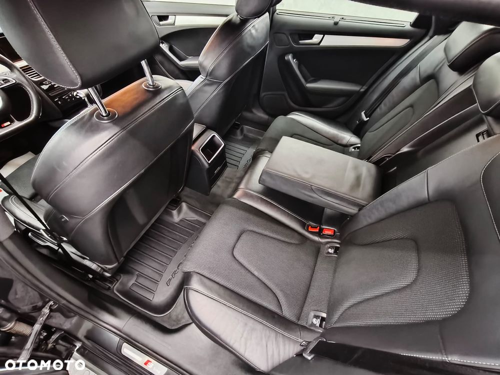 Audi A4 Avant 2.0 TDI Quattro Line S tronic - 20