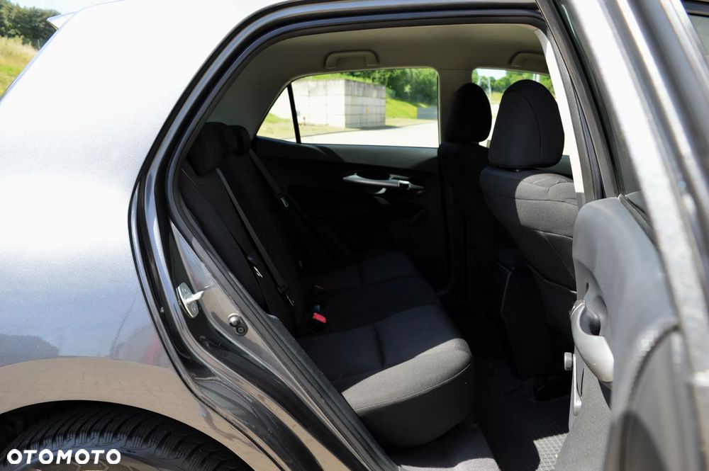 Toyota Auris 1.33 VVT-i Life Comfort - 12