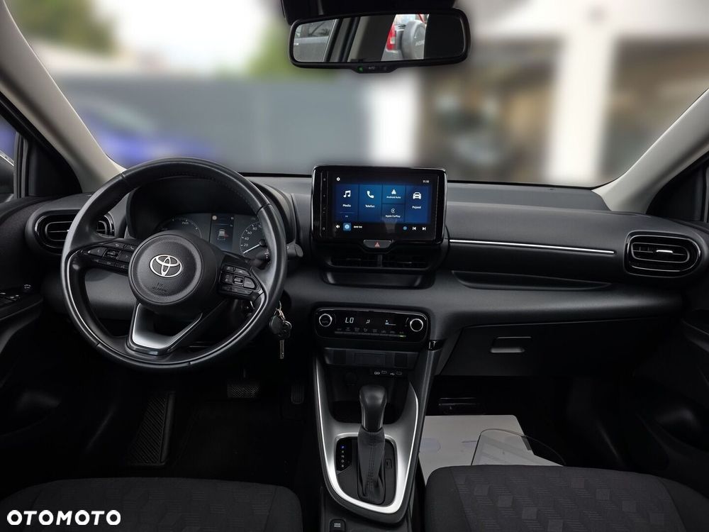 Toyota Yaris - 11