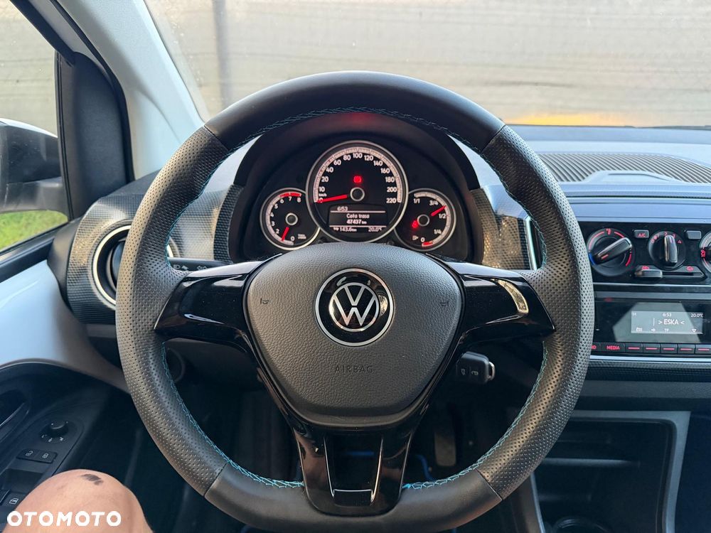 Volkswagen up! - 17