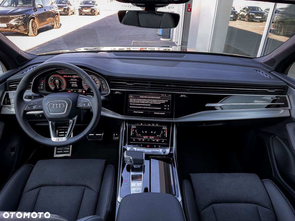Audi Q7 - 24