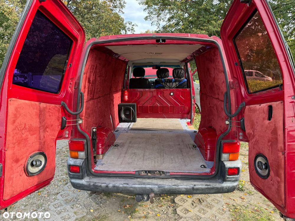 Volkswagen Transporter - 14