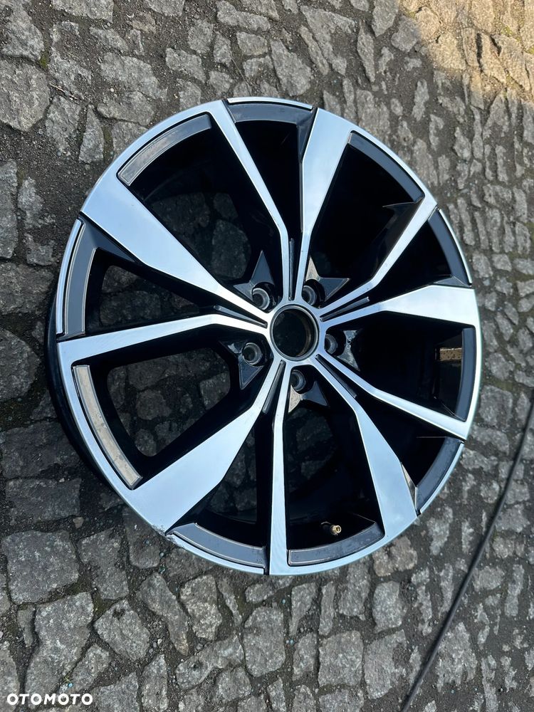 Felga VW T-ROC 2GA601025 8J 19 ET 47 5x112 1szt. - 3