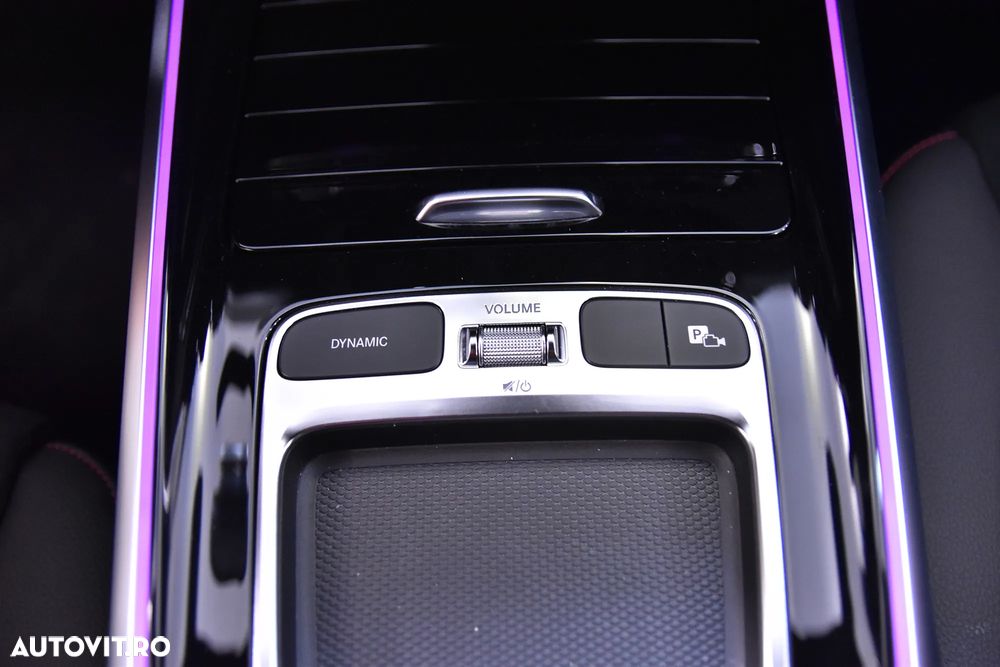 Mercedes-Benz GLB - 19