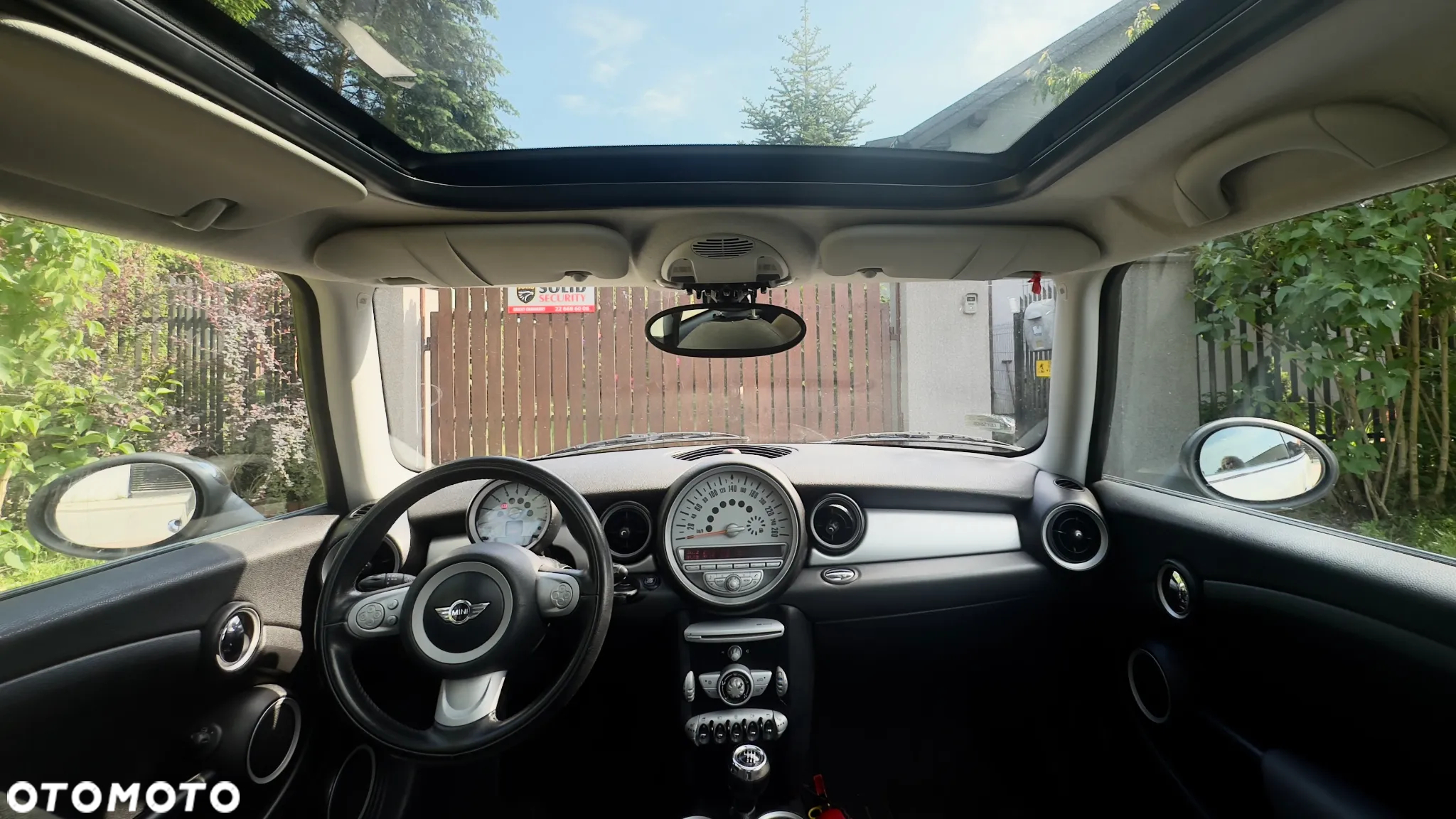 MINI Cooper Standard - 4