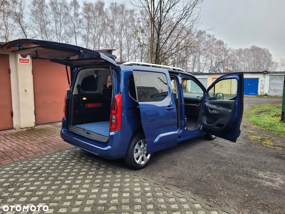 Opel Combo 1.2 Turbo Enjoy S&S - 2