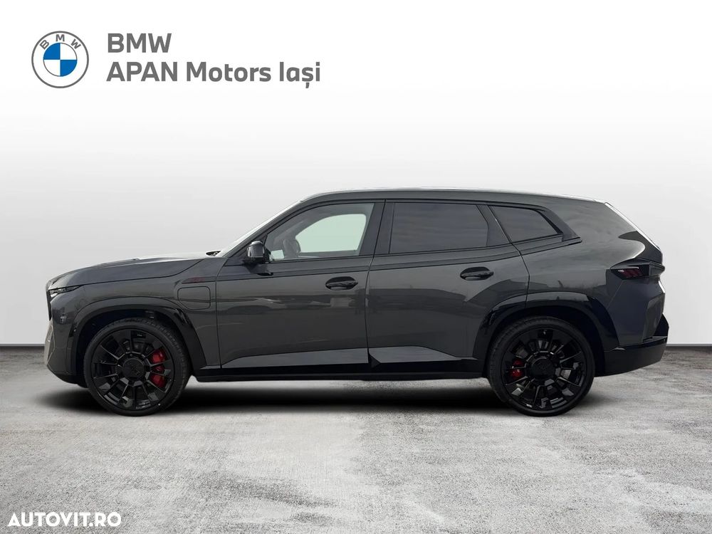 BMW XM - 7