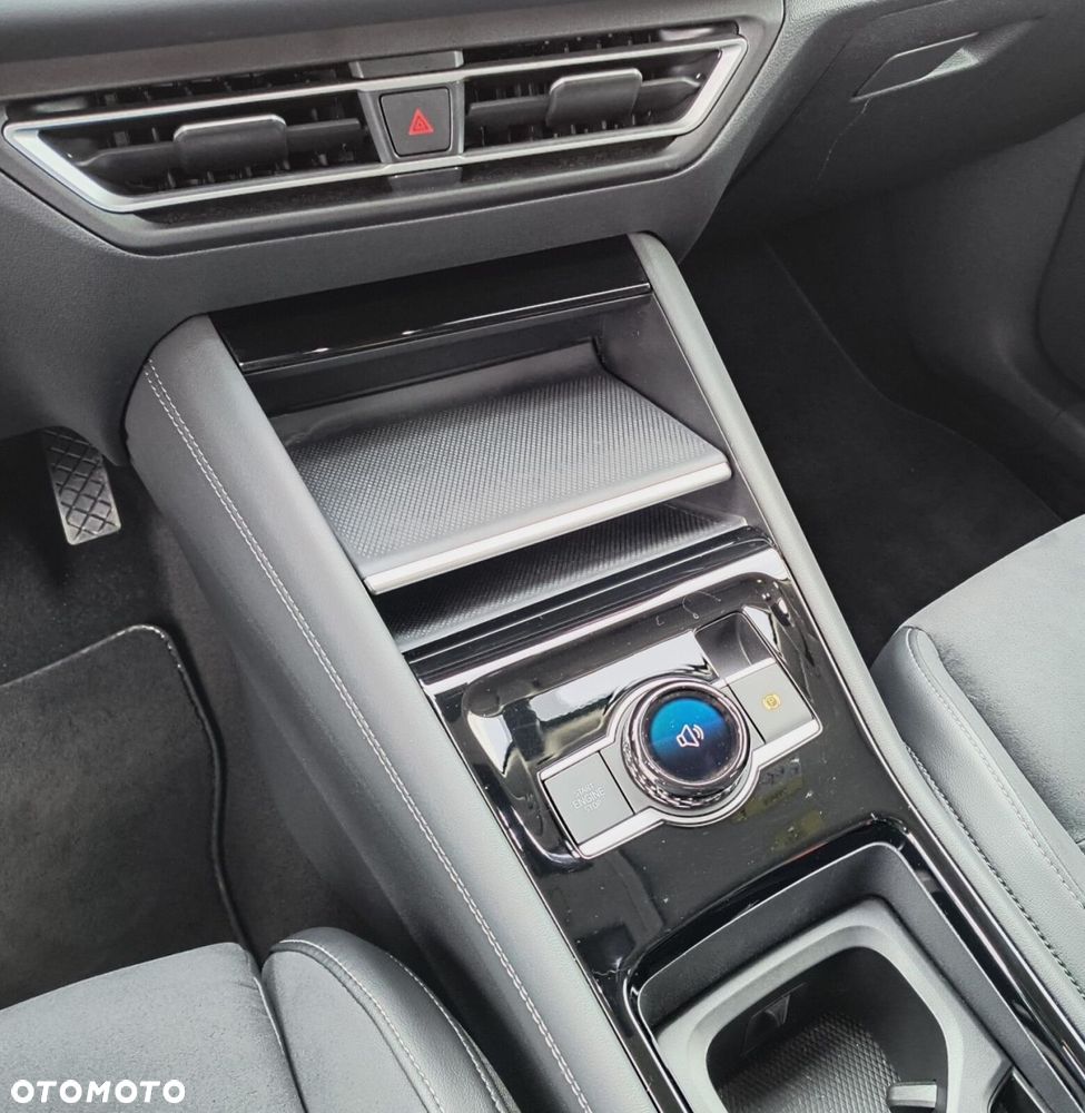 Volkswagen Tiguan - 23