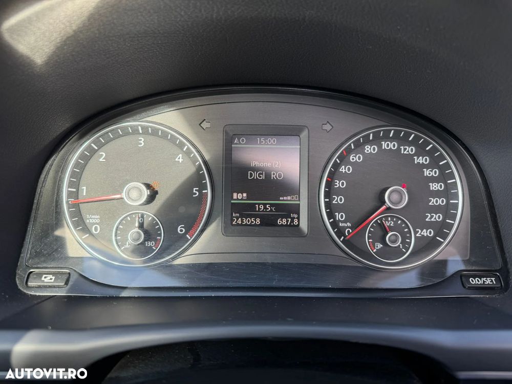 Volkswagen Touran 1.6 TDI DPF BlueMotion Technology Highline - 14