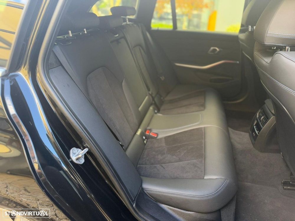 BMW 330 e Pack M Auto - 27