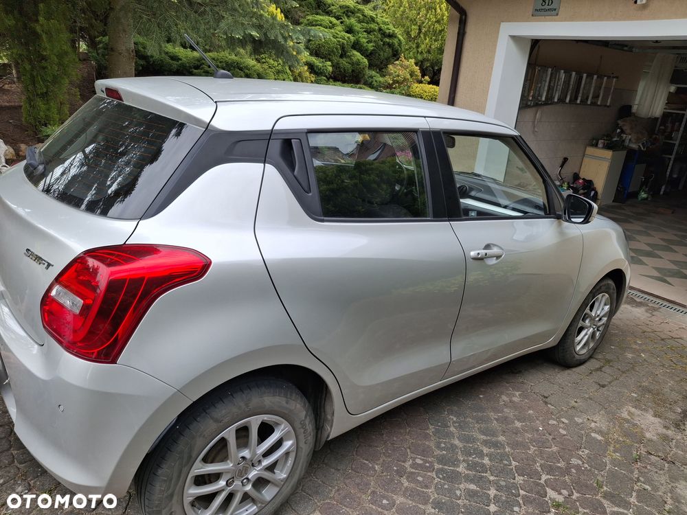 Suzuki Swift - 4