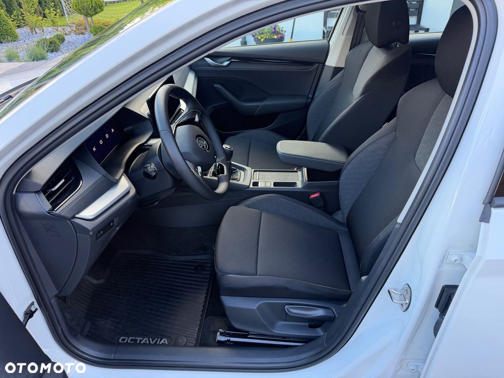 Skoda Octavia 1.5 TSI Essence - 22