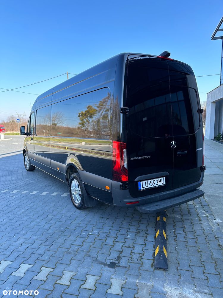 Mercedes-Benz Sprinter - 5
