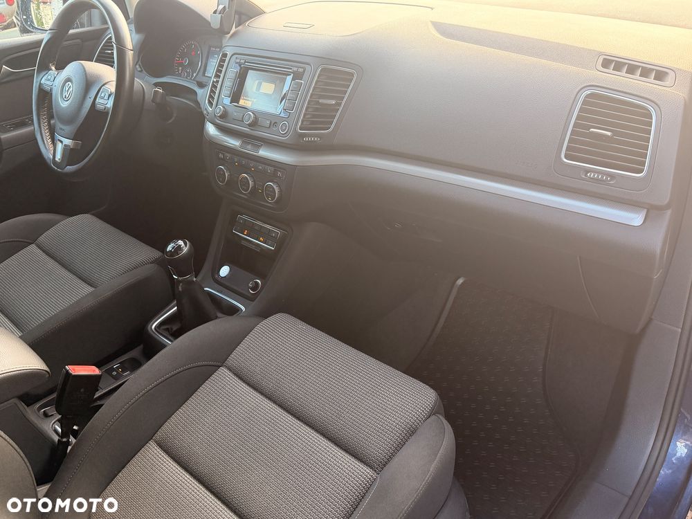 Volkswagen Sharan - 29