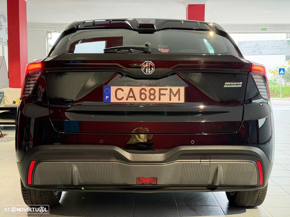 MG MG4 51 kWh Standard - 12