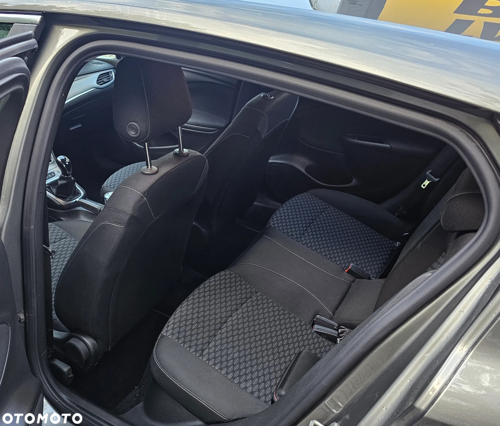 Opel Astra V 1.6 T Enjoy S&S - 6