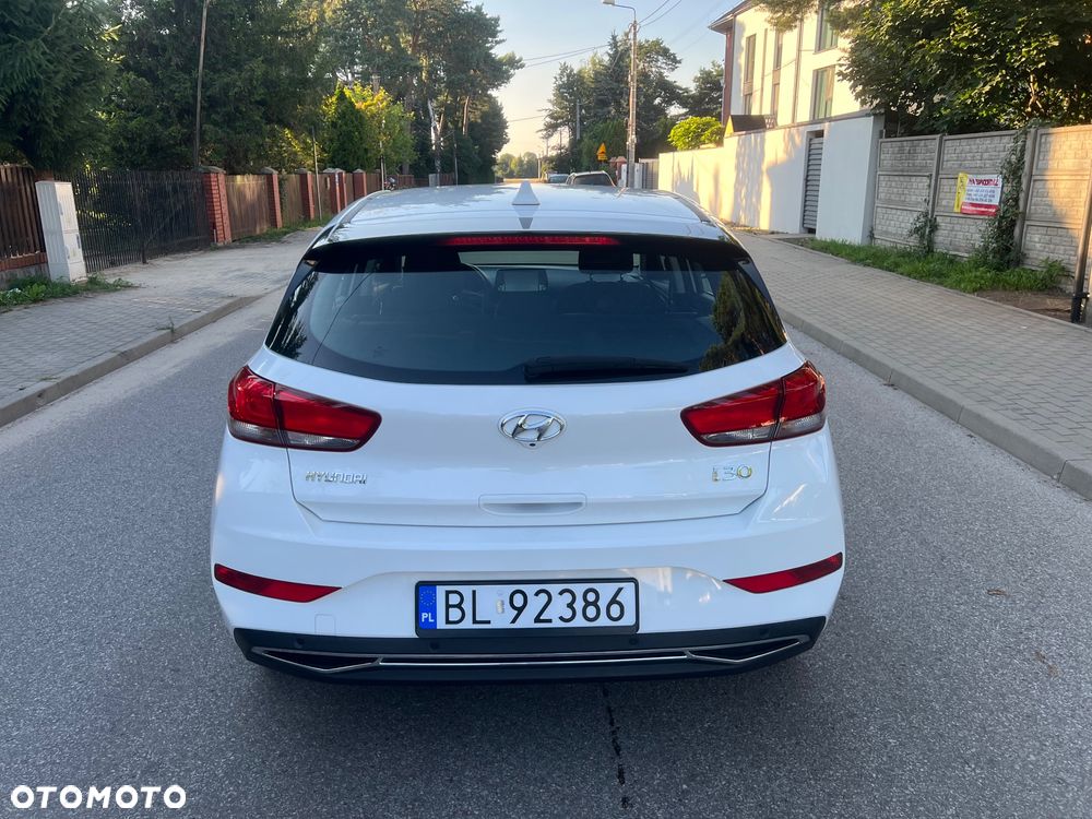 Hyundai i30 1.5 T-GDI 48V Classic + - 5