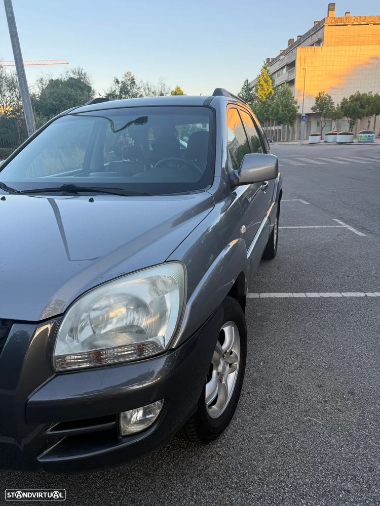Kia Sportage 2.0 CRDI VGT LX 2WD Auto. - 8